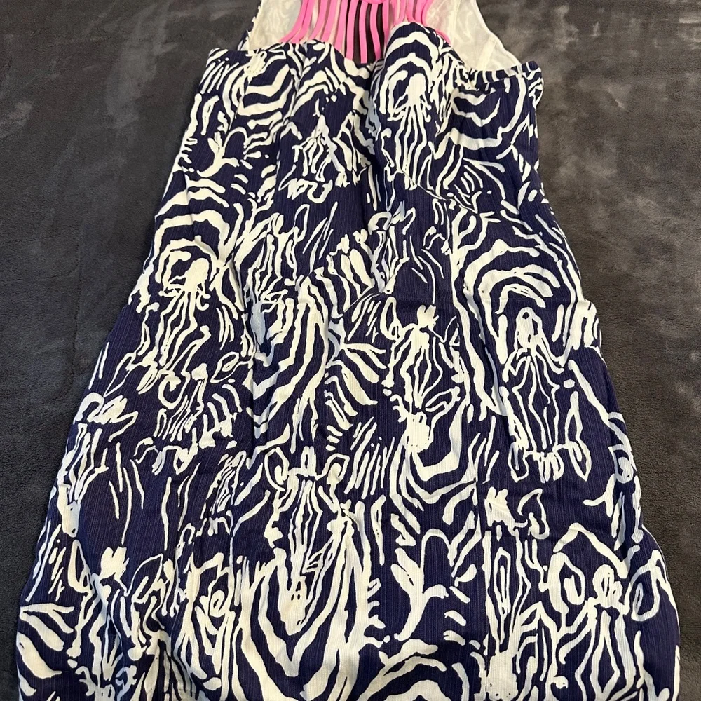 Dress - Picture 3 of 4